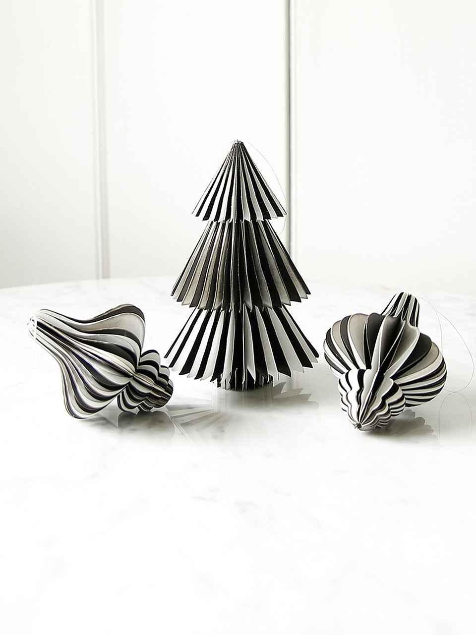 Monochrome Paper Hanging Decoration