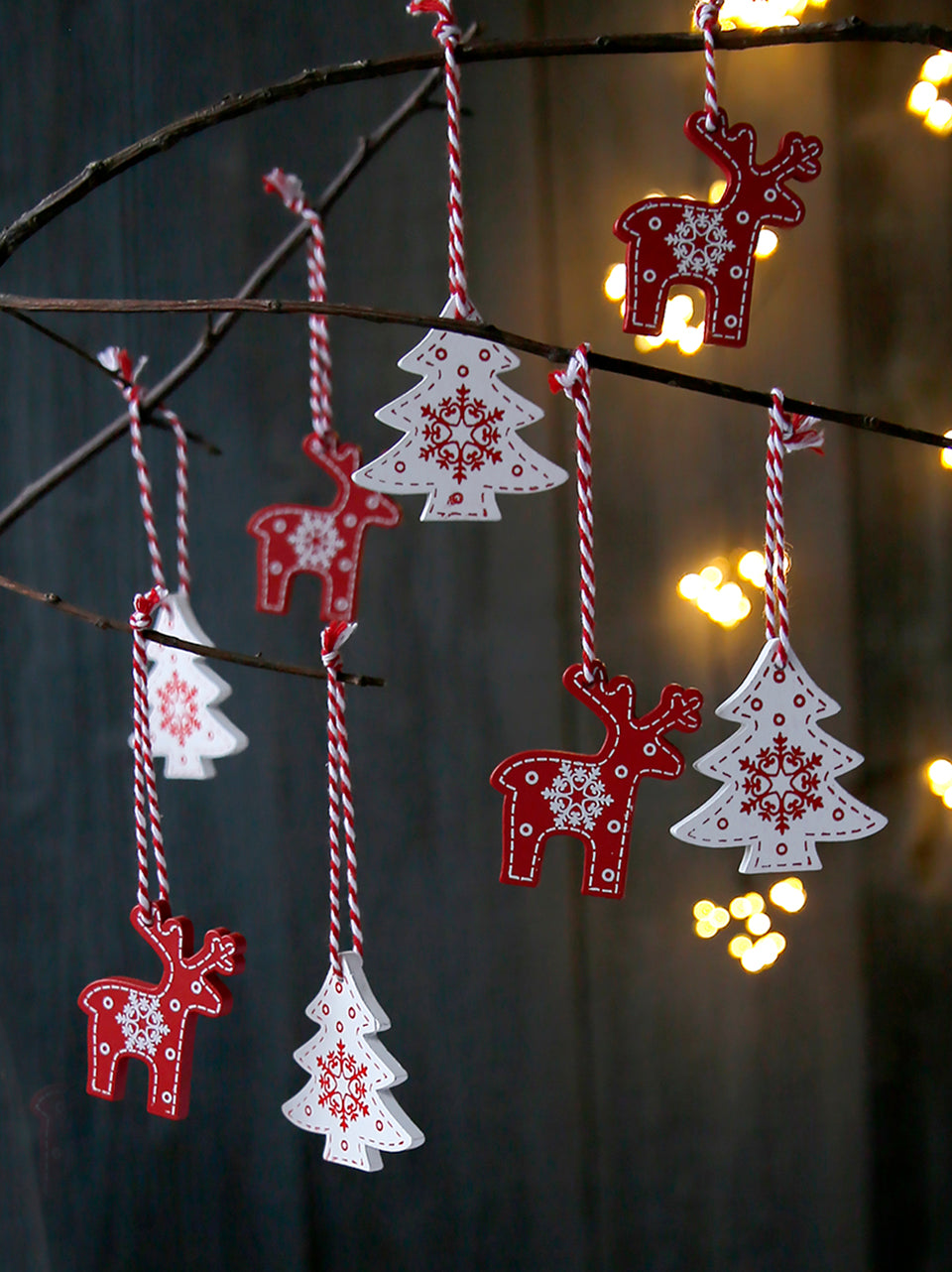 Wooden Red And White Reindeer And Tree Set